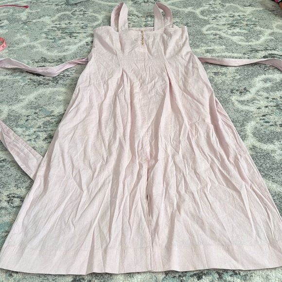 Vince Linen-Blend Square-Neck Midi Dress - Picture 9 of 11